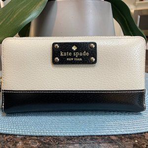 kate spade New York WLRU2209 Large Continental Wallet